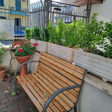 Francy Art House Апартаменты